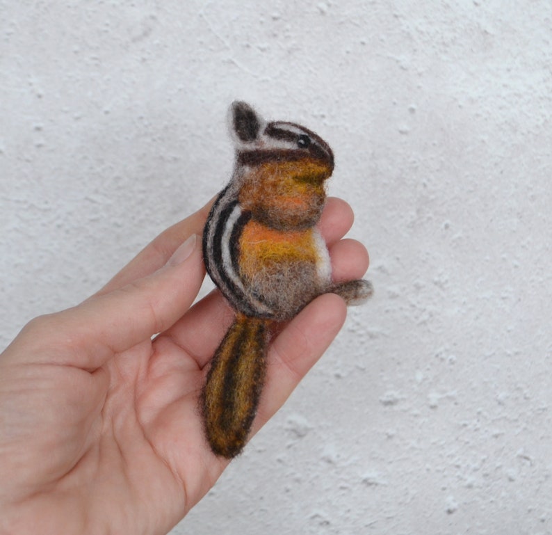 Needle felted chipmunk animal brooch for women Handmade wool replica pin Woodland animal jewelry Realistic felted image 4