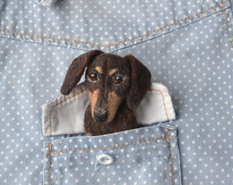 Custom dachshund dog portrait pin from photo Handmade needle felted personalized pet brooch Wool realistic sausage dog replica jewelry