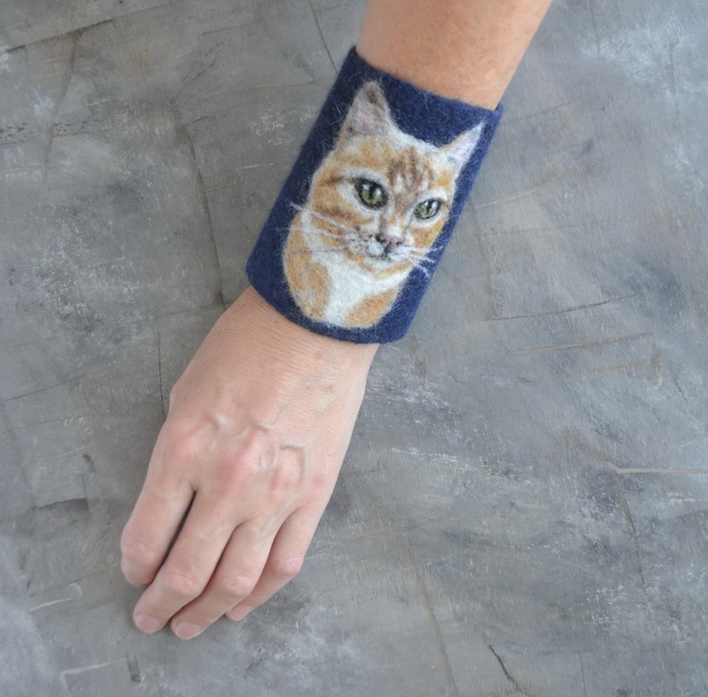 Custom-cat-portrait-from-pet-photo-Personalized-felted-wool-wrist-cuff-pet-loss-gift