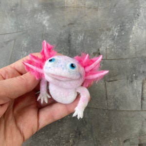 Cute realistic pink axolotl brooch for girl Needle felted amphibian replica pin for women Handmade wool animal jewelry image 5