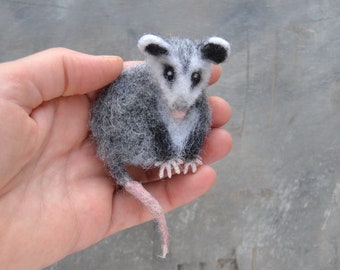 Handmade cute opossum animal brooch for women Needle felted wool opossum replica pin Realistic felted jewelry