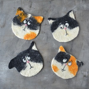 Felted wool funny cat coasters Handmade custom drink coster Custom personalized cat snack mat Small picnic placemat