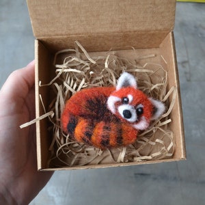 Red-panda-brooch-for-women-Needle-felted-wool-animal-replica-jewelry