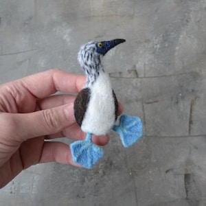 Blue-footed Booby bird brooch for women Handmade cute realistic bird pin Needle felted jewelry for girl Wool animal replica