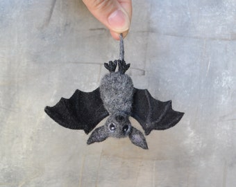 Halloween cute fruit bat pin Needle felted brooch for women Wool replica animal Handmade realistic bat jewelry Flying fox