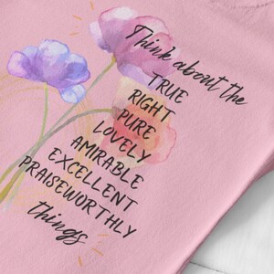 Pense sobre Camisetas de <br> Entrega Rápida? Fé do deus da confiança camisetas de <br> Entrega Rápida? Presentes Cristãos | Feliz Camiseta de <br> Entrega Rápida? Amor e benevolência camisetas de <br> Entrega Rápida? TShirt diário | Palavra de poder bíblico