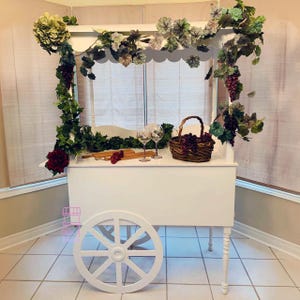 ファンタジーキャンディカート、車輪付き、大人のスイートカート | ケーキスタンド、ミニバー | パーティーデコレーション誕生日のアイデア | 結婚式の装飾 | 結婚式のアイデア