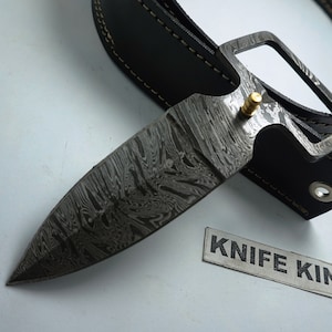 Horseshoe Belt Buckle Knife – BladeBuckle