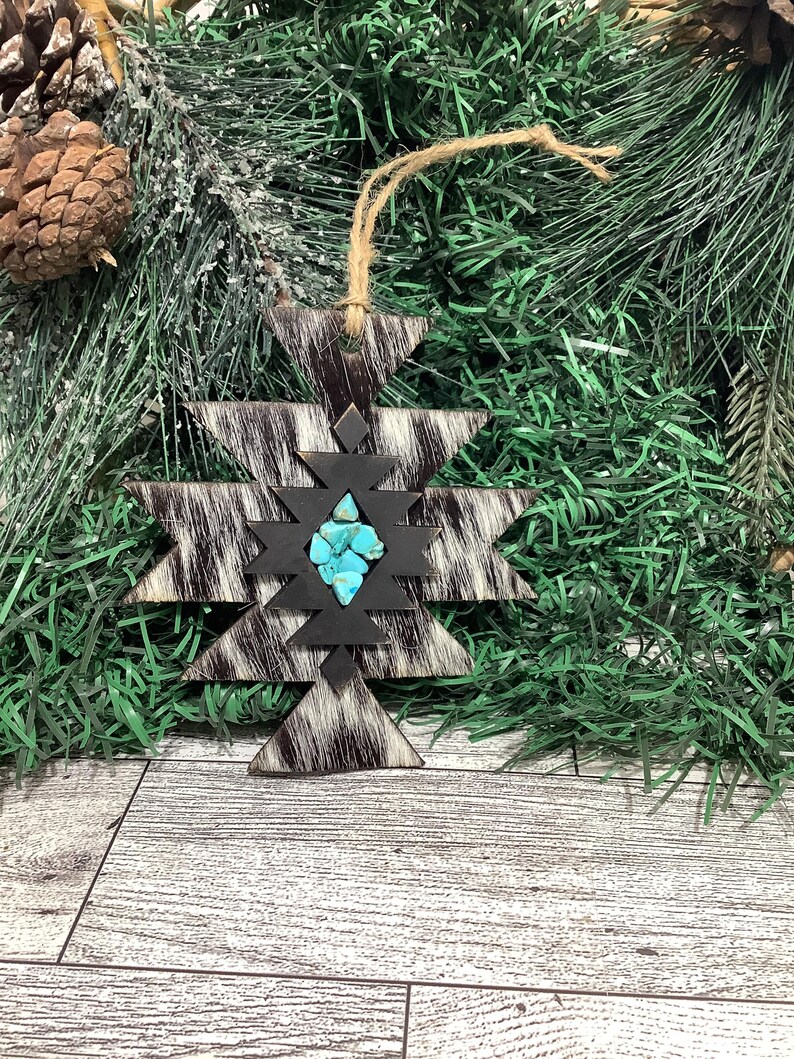 Southwestern Tree Ornaments: Elegant Craftsmanship for Desert Landscapes