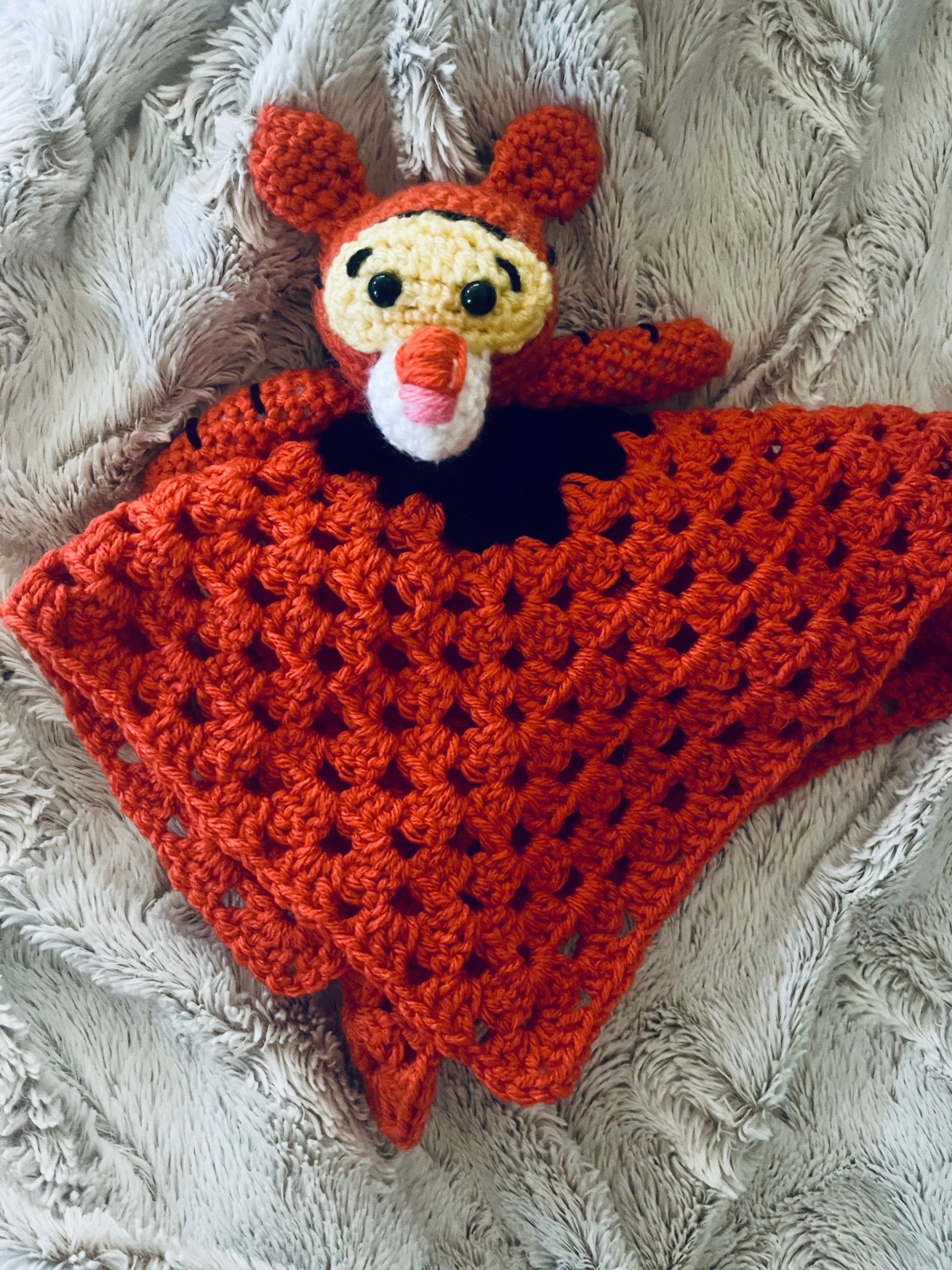Tigger comforter top