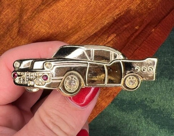 Vintage 1950's Chevy car brooch pin - image 1