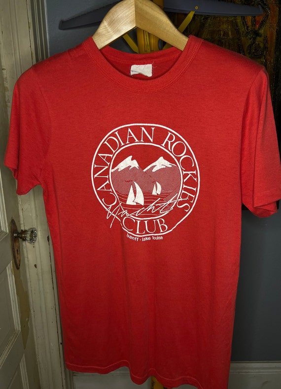 Vintage Canadian Rockies Yacht Club t shirt