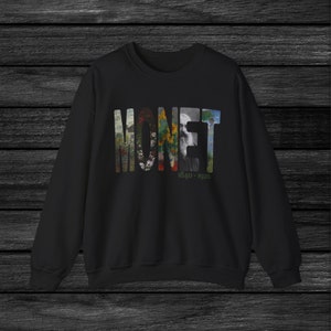 Claude Monet french impressionist artist crewneck sweatshirt museum fine art lover womens artistic sweatshirt gifts from France travel love.