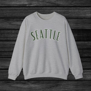 Seattle Washington. Seattle sweatshirt. Washington travel. Pacific Northwest sweatshirt. The Emerald City.Seattle crewneck. PNW sweatshirt.