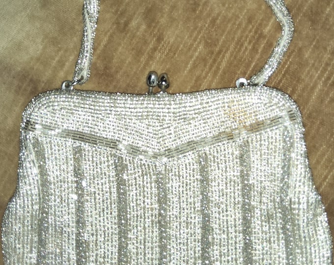 1960s vintage evening handbag with tiny beads