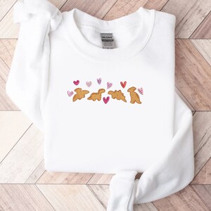 Dino Nuggets Herzen besticktes Sweatshirt | Valentinstag Rundhalsausschnitt