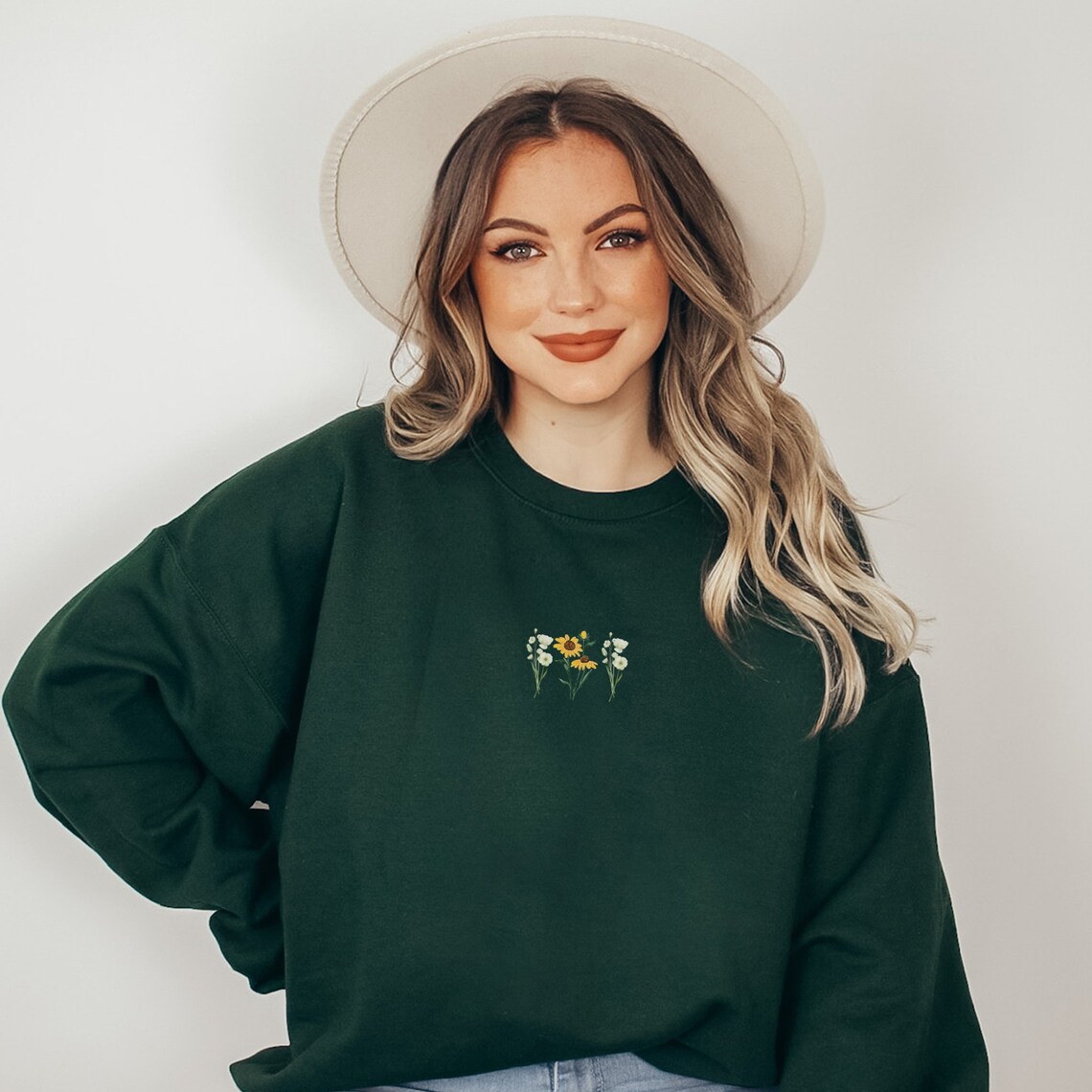 Dainty Flower Crewneck Floral Sweatshirt Nature Lover Etsy