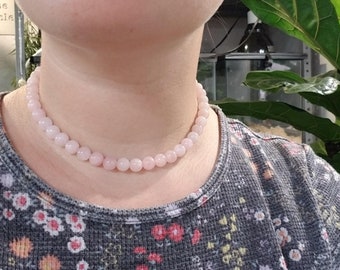 Collier ras de cou en cristal de quartz rose