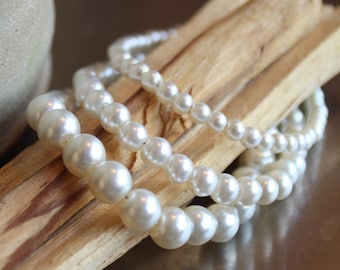 White Glass Pearl Stretch Bracelet