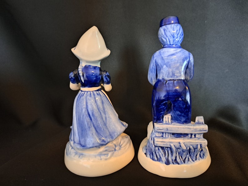 Pair of Kissing Delft Holland Figurines Dutch Boy With Pigs - Etsy UK Boy And Girl Hugging Drawing