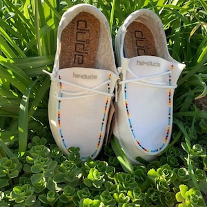 Grinch Hey Dudes - Etsy