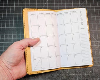 Funda de calendario de cuero / Funda para agenda portátil / Cuero dorado hecho a mano / Organizador EDC minimalista