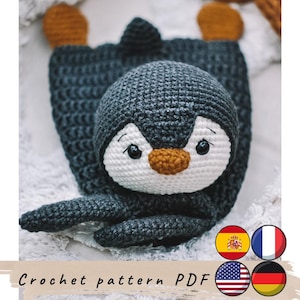 Penguin lovey blanket. The playful security blanket. Penguin crochet pattern. PDF crochet pattern in English, German, Spanish and French.