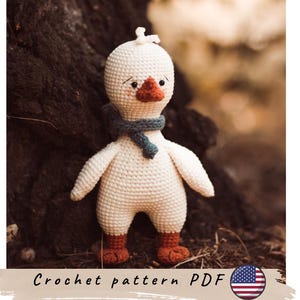 Goose crochet pattern. Amigurumi goose pattern. Crochet bird pattern. Cute crochet goose pattern.