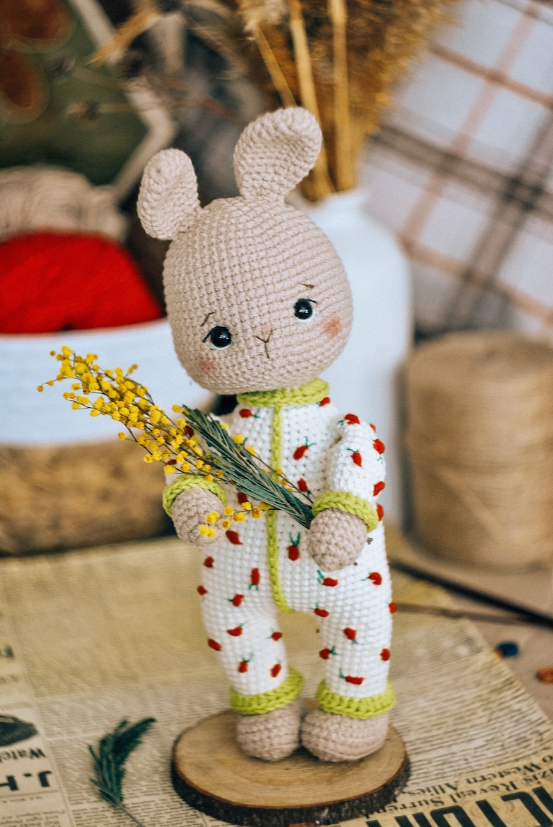 Bunny crochet pattern. Cute crochet Easter bunny. Amigurumi bunny pattern. Easter crochet bunny pattern. zdjęcie 7
