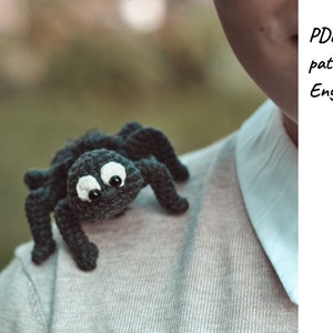 Spider crochet pattern. Halloween crochet spider. Cute amigurumi spider.