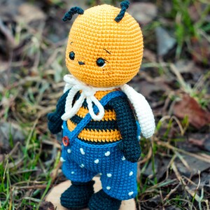 Bee crochet pattern. Amigurumi bee pattern. Cute crochet bee pattern. zdjęcie 3