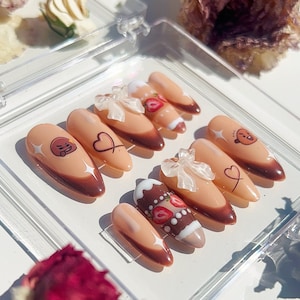 Kawaii Kpop Abstract Nail |press on nails | anime | hearts
