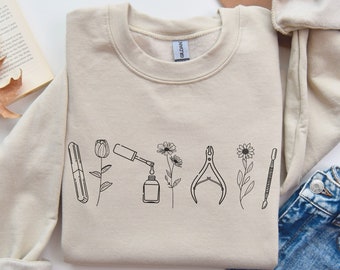 Minimalist Nail Tech Sweatshirt, Wildflower Nail Artist Sweatshirt, Manicurist Sweatshirt, Nail Tech Gift, Manicurist Gift, Cosmetology Gift