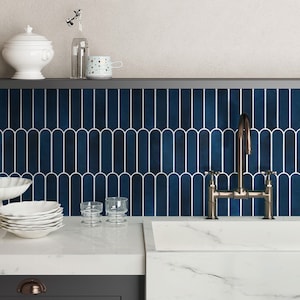 Piastrelle adesive 3D blu per pareti, pannelli autoadesivi in PVC 3D a squame di pesce blu opaco, paraschizzi da cucina, 10 pezzi 12''x12''