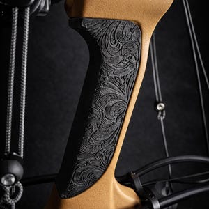 Hoyt RX-9 Carbon Grip