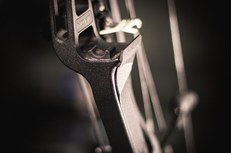 Wire Riser Protection Home Hoyt Alpha-x Carbon Grip - Etsy