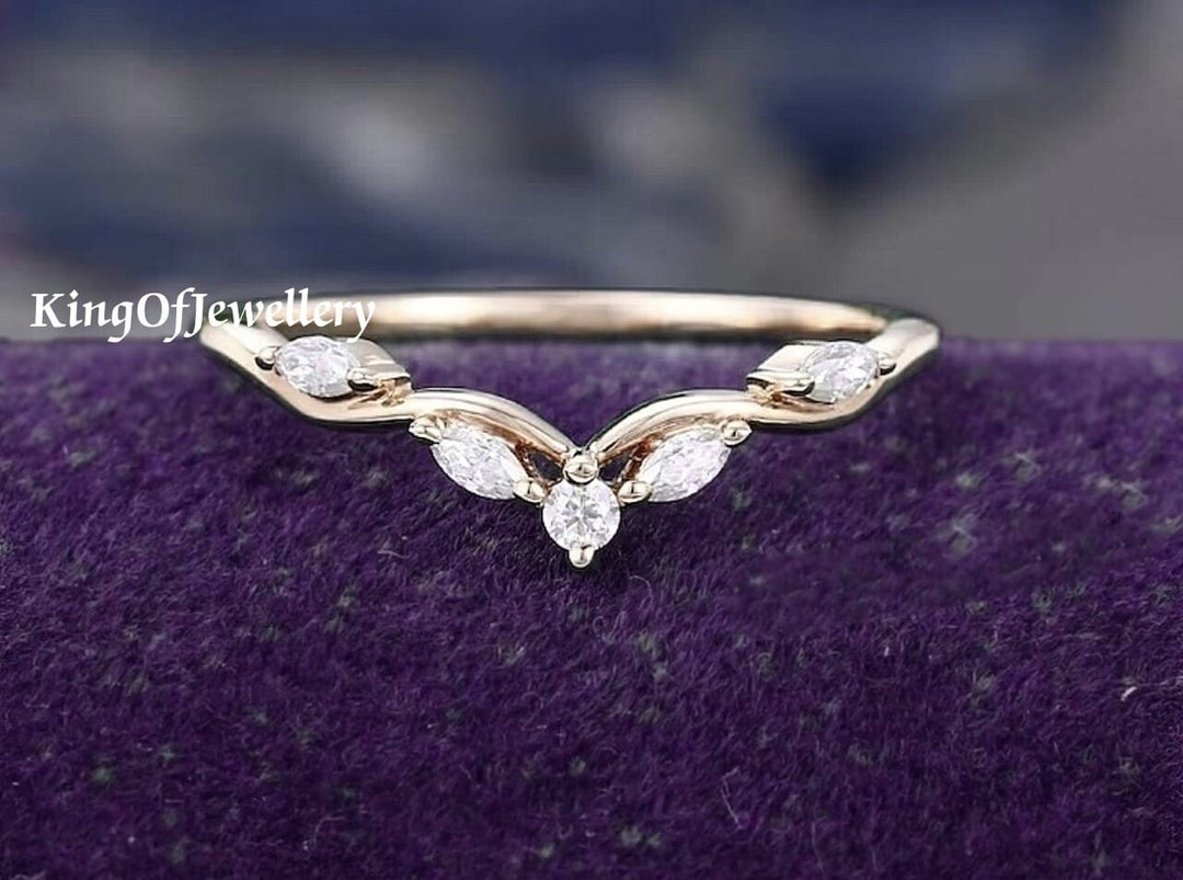 Curved Moissanite Wedding Band Yellow Gold Vintage Unique - Etsy