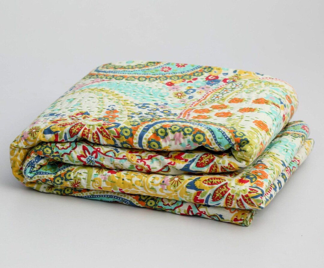 Indian Paisley Print Kantha Quilt White Quilt Handmade Kantha Throw Kantha Bedspread Indian
