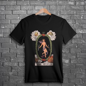 Die Welt-Tarot-Karte, Tarot-T-Shirt, Goth-T-Shirt, Welt-Tarot-T-Shirt, witchy T-Shirt, modisches Hemd, okkultes, ästhetisches T-Shirt