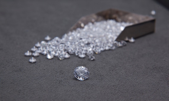 White Round Cubic Zirconia,Loose Round Faceted Stones,Super Star Brilliant Cut ,White Round Cubic Zirconia ,1.mm to 15.mm for Jewelry Making