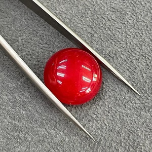 Rode jade (geverfd) ronde cabochon, losse natuurlijke edelsteen, rode jade (geverfd), gepolijste steen 8 mm tot 20 mm voor het maken van sieraden