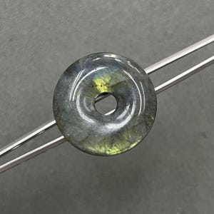 Superior Quality Natural Round Labradorite Donut Stone ,Round Disc Pendant, Donut Gemstone, Labradorite Gemstone for Jewelry Making 30mm