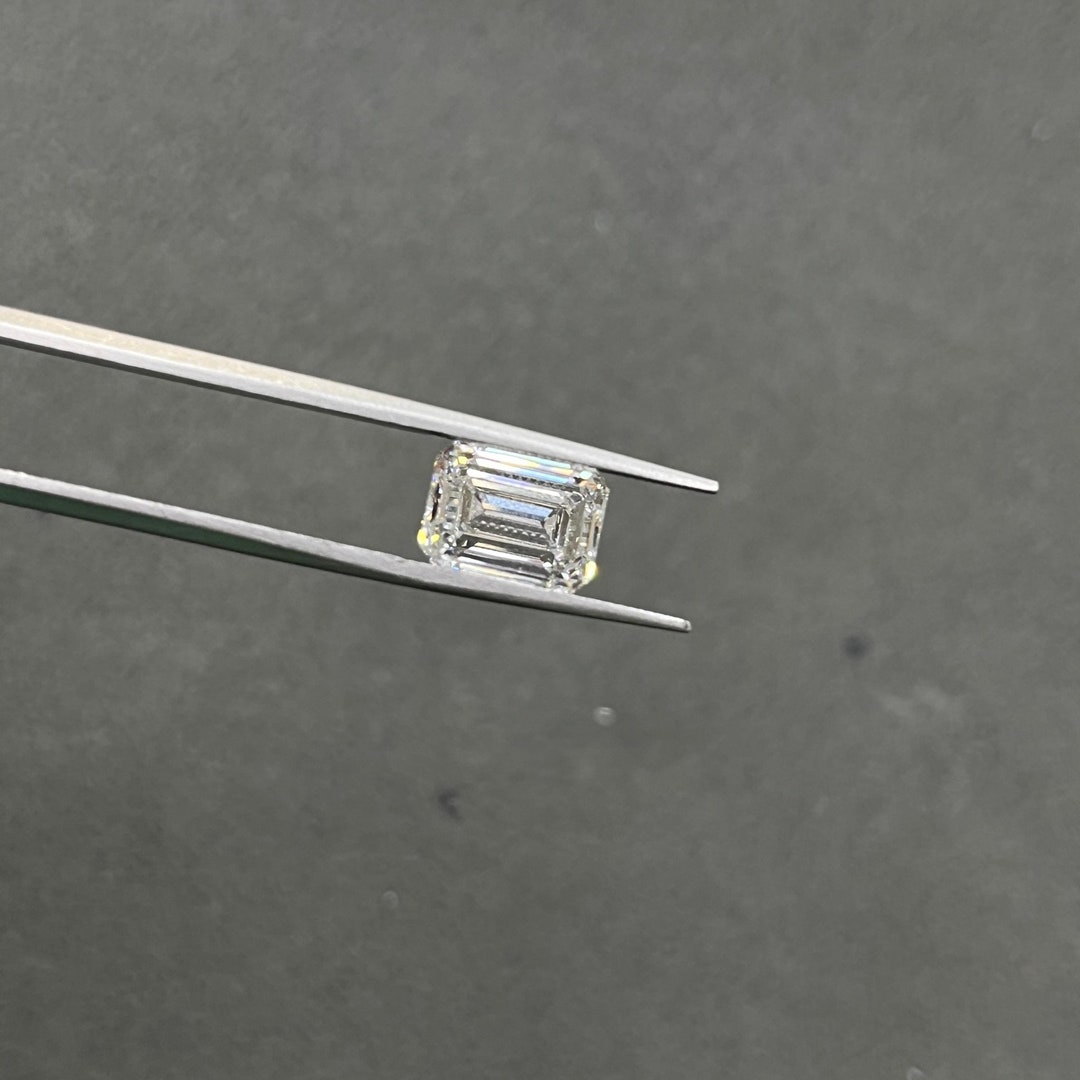 thumbnail image 2 of 0.50 Ct Lab Grown CVD Diamond – Emerald Cut 4x6 Mm, D Color, IF Clarity, AGL Certified – Loose 2 of 6