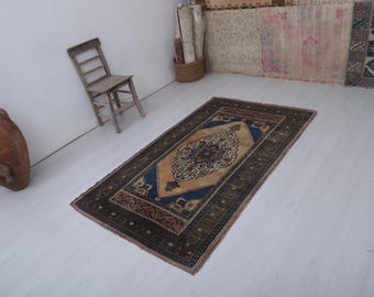4x6 Vintage Turkish Wool Rug, Neutral Bohemian Oushak Rug