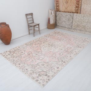 6x9 Vintage Turkish Oushak Rug: Handmade Wool Anatolian Rug
