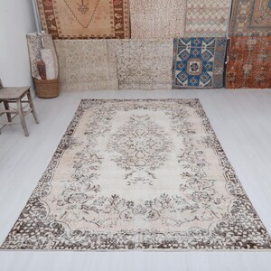 Vintage Oushak Turkish Rug: 5.6x9.3 Beige Brown Wool Carpet