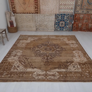 Oversize Oushak Rug 8x9: Vintage Turkish Wool Anatolian Rug