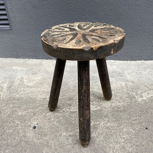 French 60s wooden tripod stool, vintage rustic farm stool