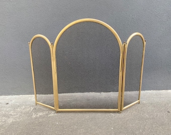 French antique brass firescreen 1930s, 40 X 28 inches, 3 Flap Vintage French fireplace screen