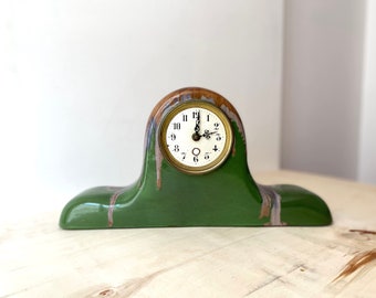 Pendule de cheminée art déco 1930, horloge Cazalas Bannière de Bigorre, céramique basque
